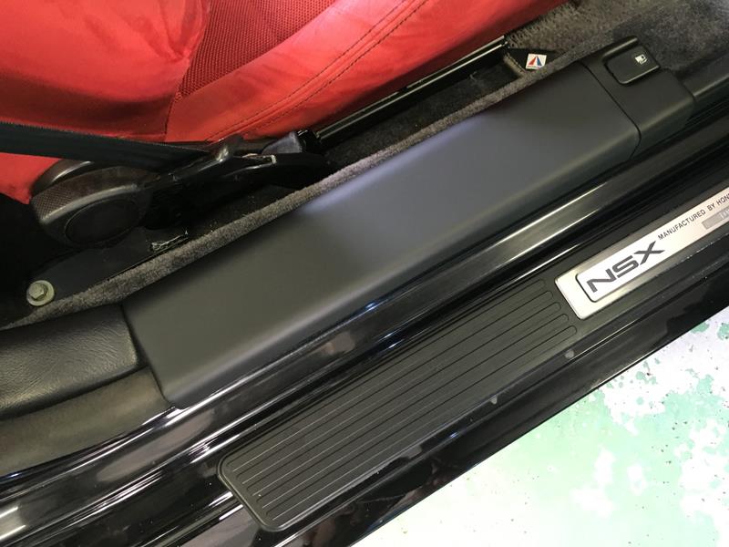 NSX 02R用のサイドガーニッシュに交換完了