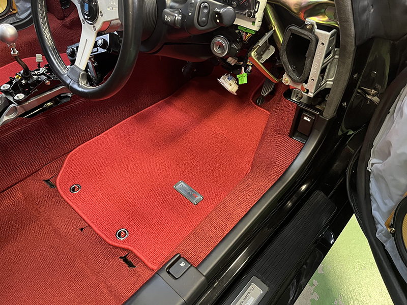 NSX MITA製 02R風フロアマット取り付け後