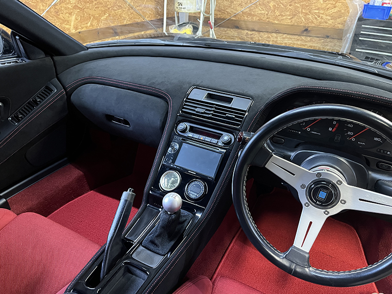 NSX ダッシュボード ドア、他 ウルトラスエード貼り換え 取り付け完了