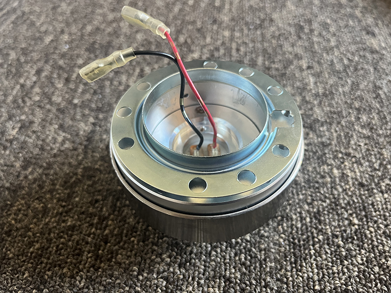 NSX NSX 92R純正ステアリング ラフィックスには純正ホーンボタンホルダーがはまらない