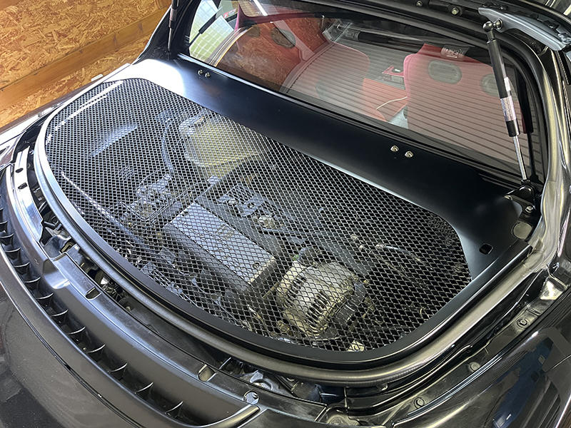 NSX-R(TypeS)用メンテナンスリッド本体取り付け後