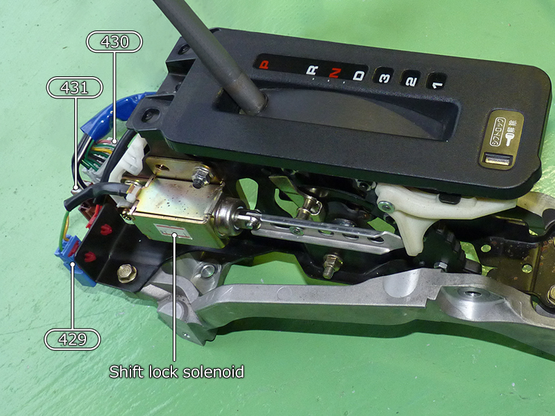 NSX AT → MT conversion Connector of the shift console switch section
