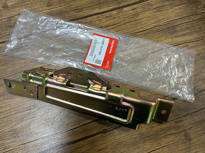 NSX 後期EPSユニット換装 クロメートメッキを施工した後期用ブラケット