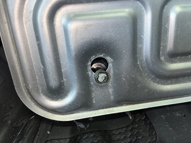 NSX 純正ウーファーレス 15mmのスペーサを挟んでユニットカバーを取り付け